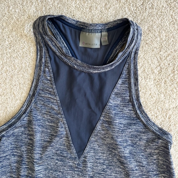 Athletes Running Top - Picture 3 of 4